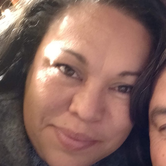 Meet your Posher, Arlene - Picture 1 of 1